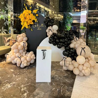 Balloon Arch Luxe Package