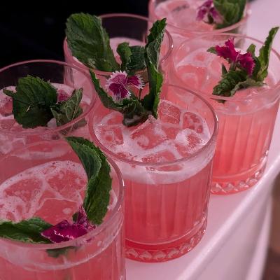 Premium Bartender package- Small event (around 25 guests) thumbnail 2