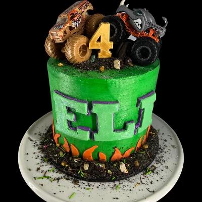 Custom Cakes (4-8 Serves) thumbnail 3
