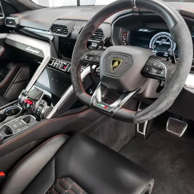 Lamborghini Urus (Black) thumbnail 6