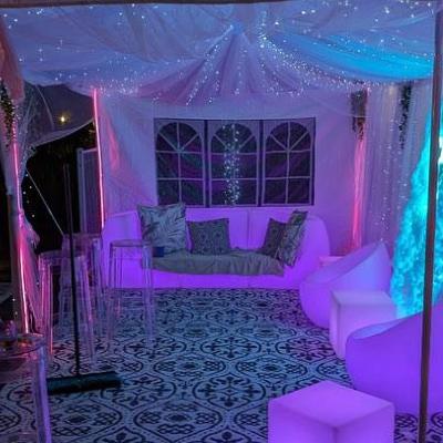 LED Couch thumbnail 2
