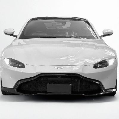 Aston Martin Vantage Coupe 2018 thumbnail 4