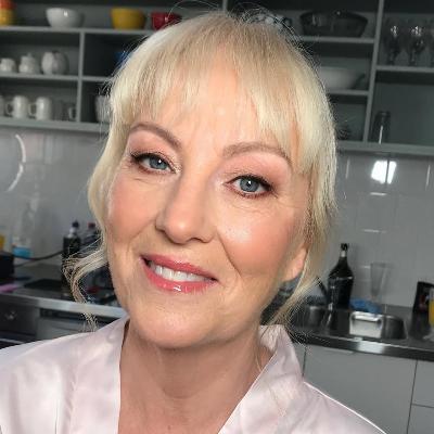 Mother of the Bride Makeup thumbnail 4