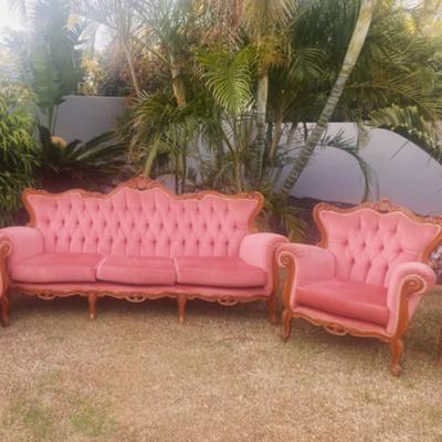 Barbie Vintage Velvet Lounge Set