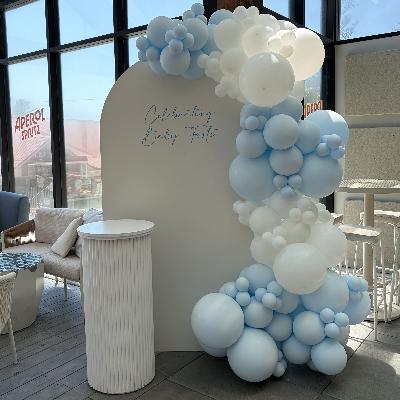 Single Arch Backdrop, Plinth and Balloons - Blue and White Package thumbnail 2