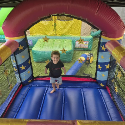 Baby Palace and Gazebo thumbnail 4