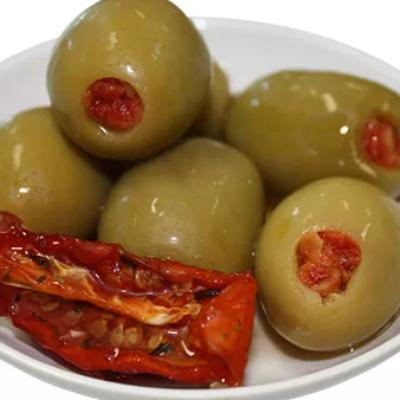 Sundried Tomato Stuffed Olives thumbnail 1