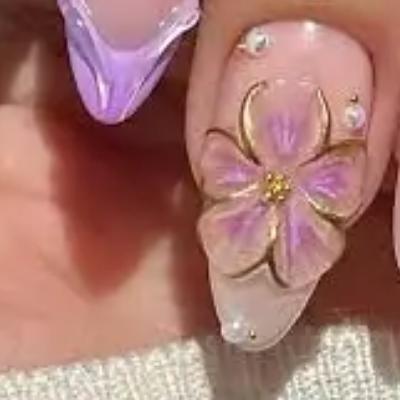 flower shape nail thumbnail 2