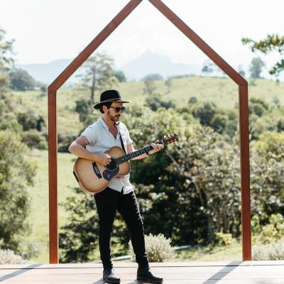 Ceremony and Canapes Wedding Singer & Live Music thumbnail 3