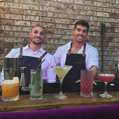 Wedding Bar package- Medium event (26-50 guests) thumbnail 2