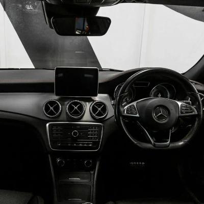 2015 Mercedes GLA thumbnail 2