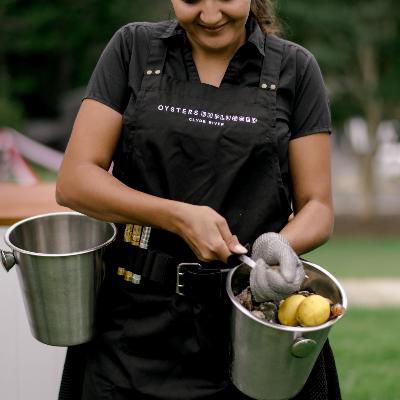 Roaming Oyster Shucking and Caviar (20-50 guests) thumbnail 3