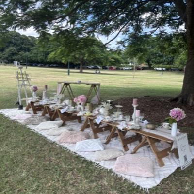 Full picnic setup (16-20 people) thumbnail 3