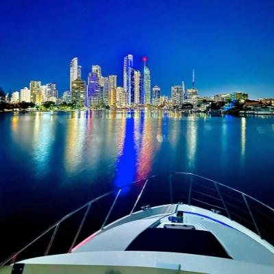 Private Luxury Yacht thumbnail 3