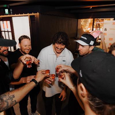 Bucks Gold Party Package thumbnail 4