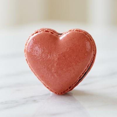 Heart-shaped Pink Macaron Box – 36Pcs Dessert Catering thumbnail 2