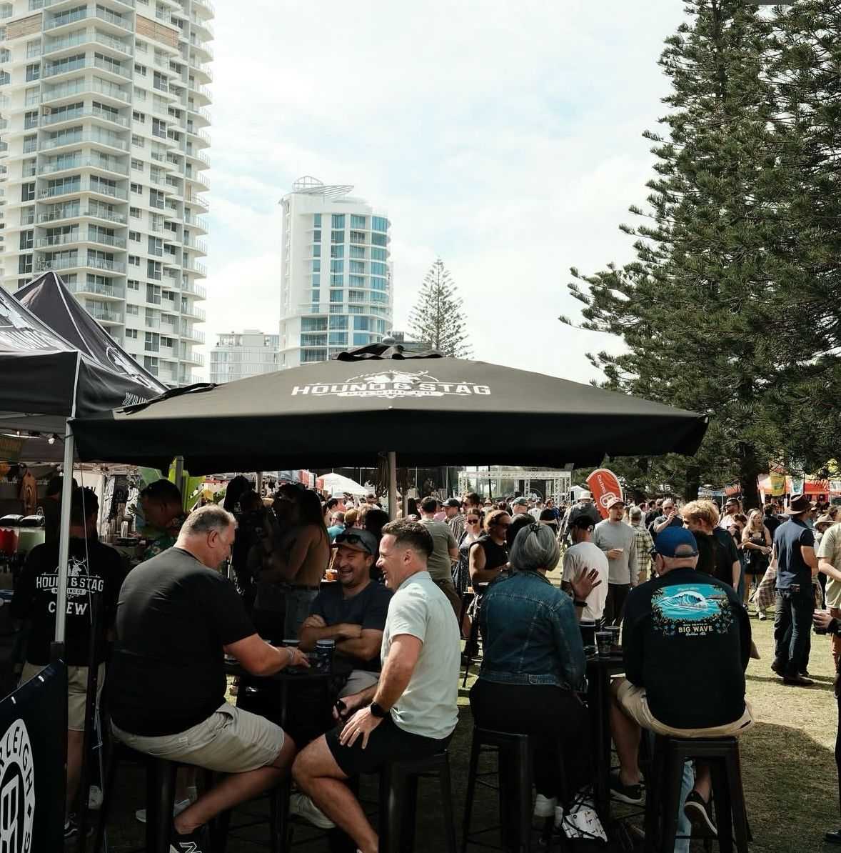 Hound & Stag Brewing Co Cocktail and Beer Truck – Mobile Bar Experience thumbnail 4