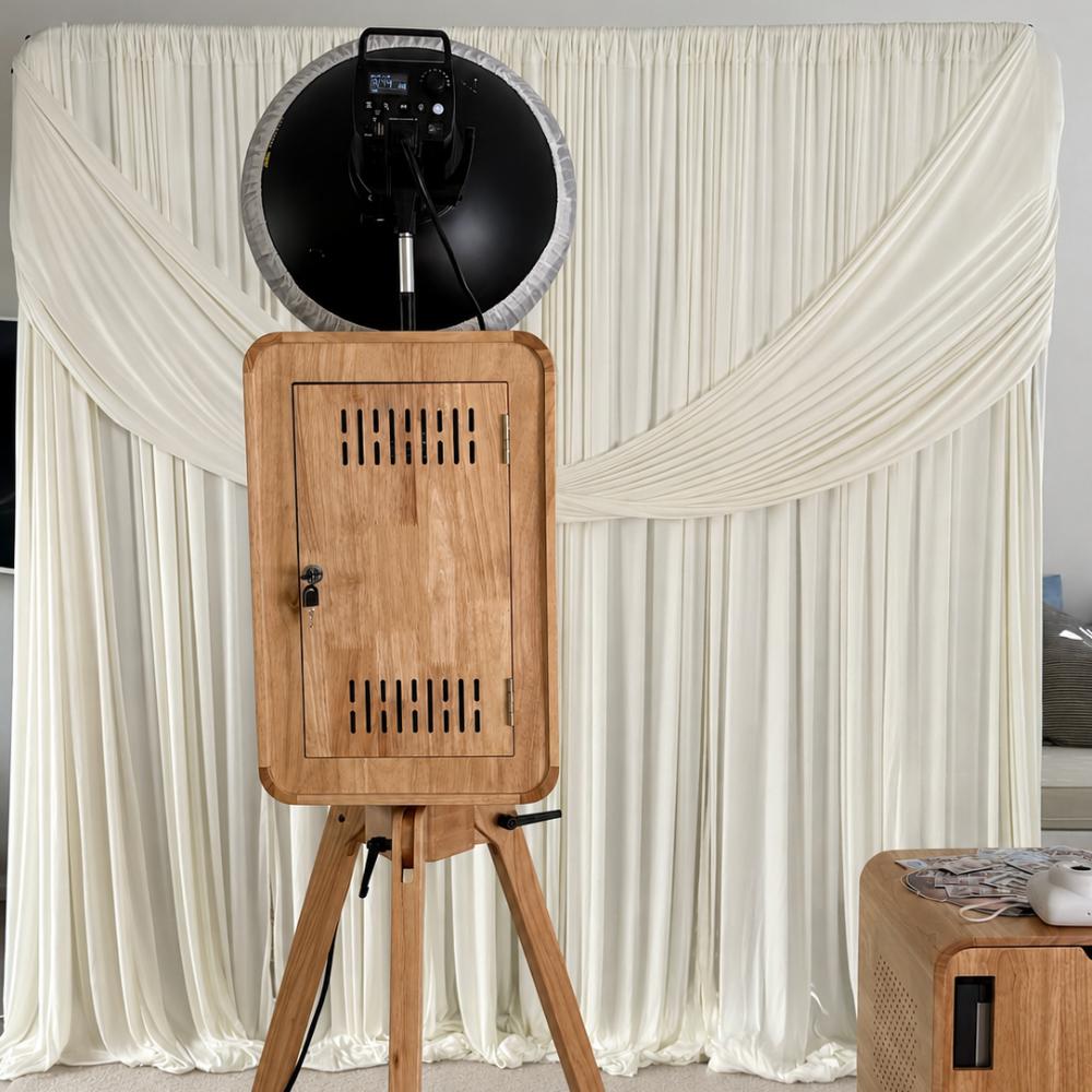 Retro Open- Air Photo Booth and Backdrop Hire
