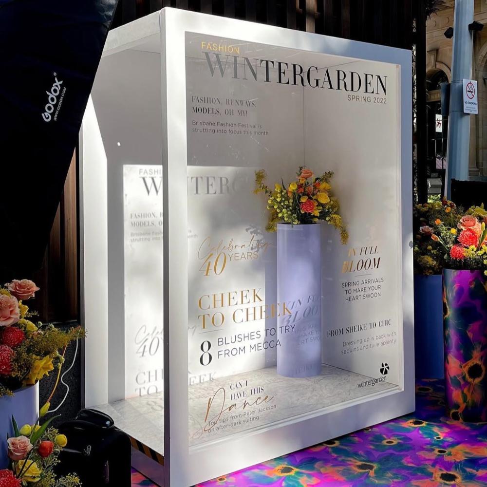 Walk In Magazine Box (front print only)