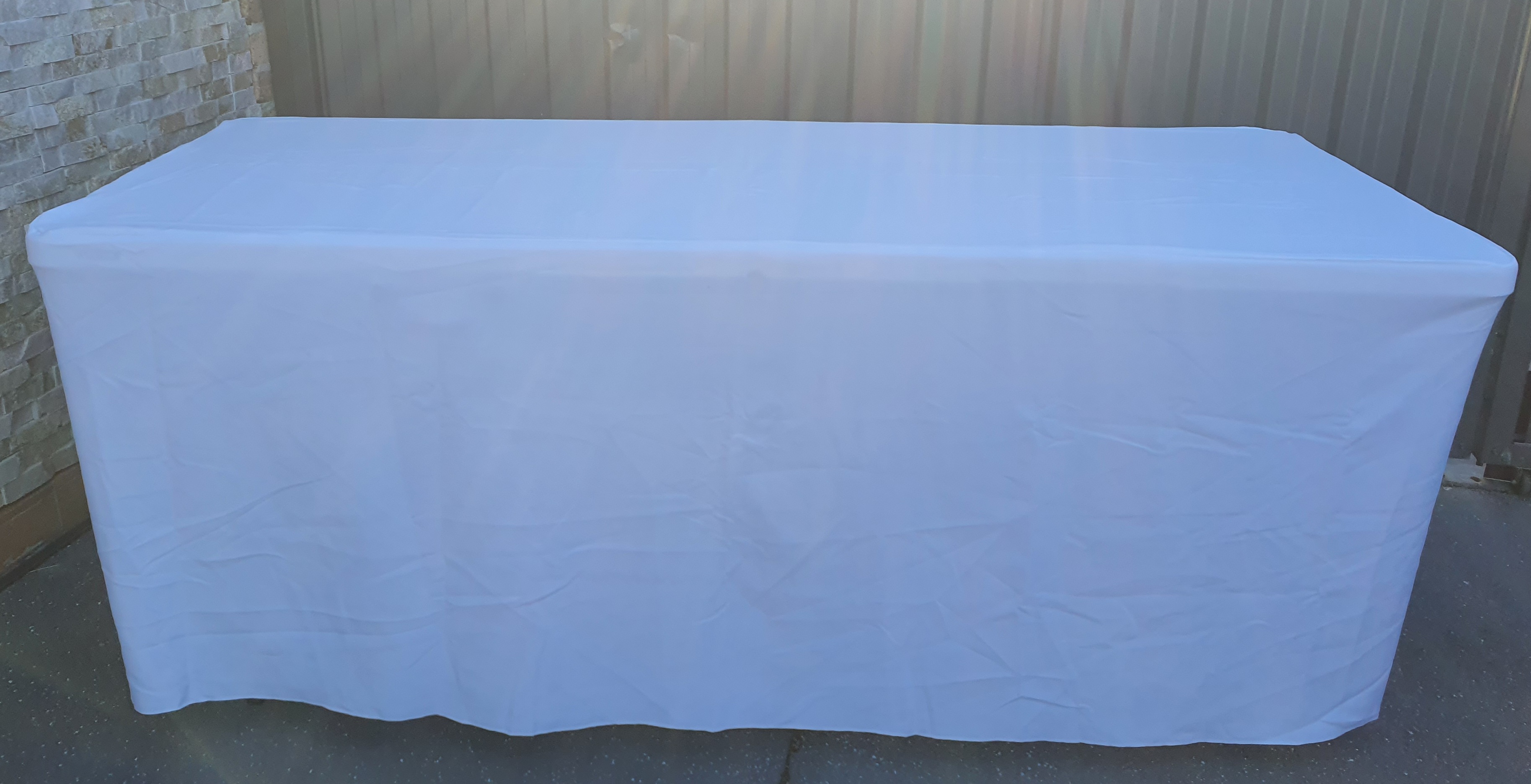 White table cloth 1.8m