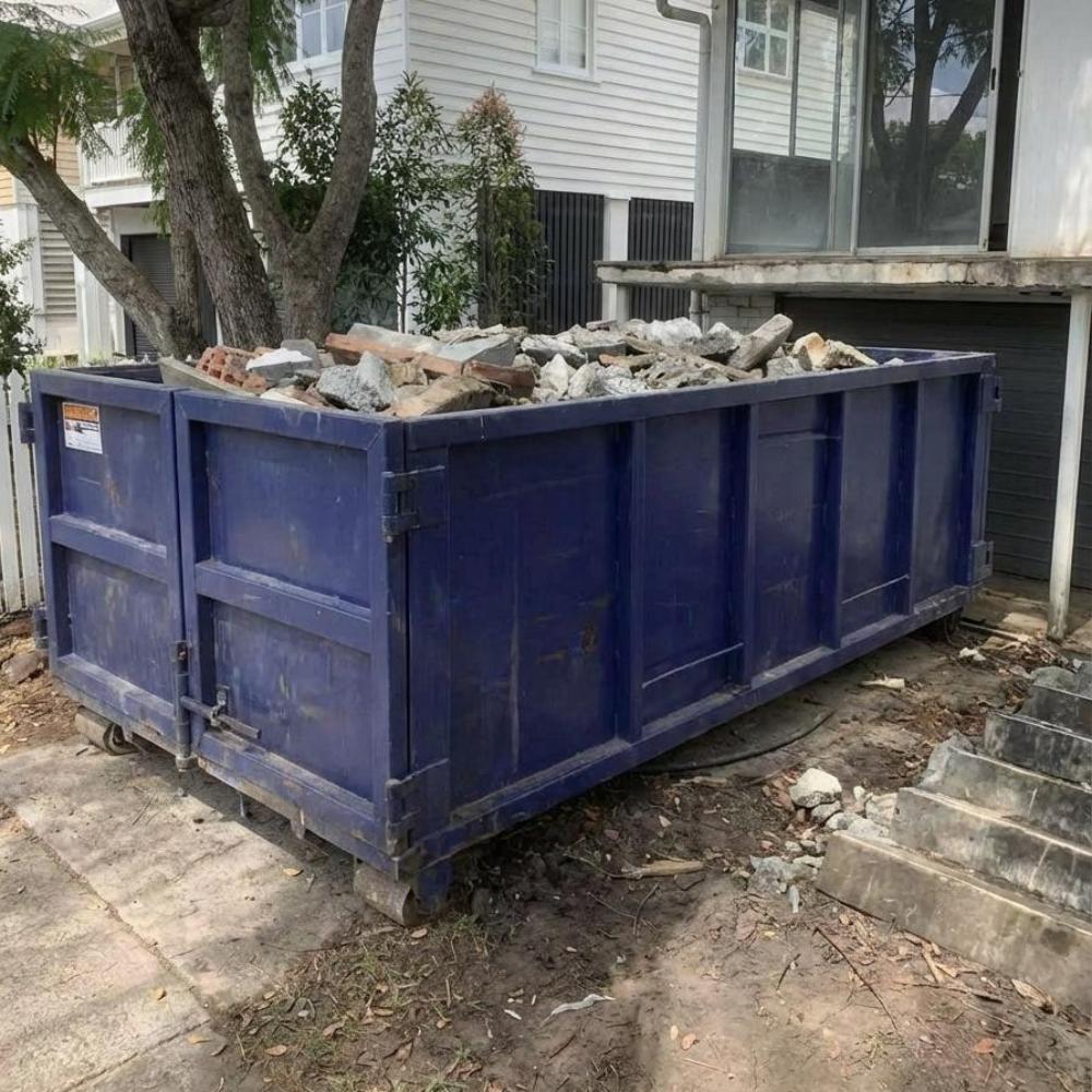 Hook Skip bin 17m³ - C&D waste