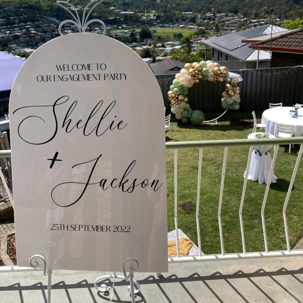 Signage + Cast Iron Easel (HIRE) A1 White Arch