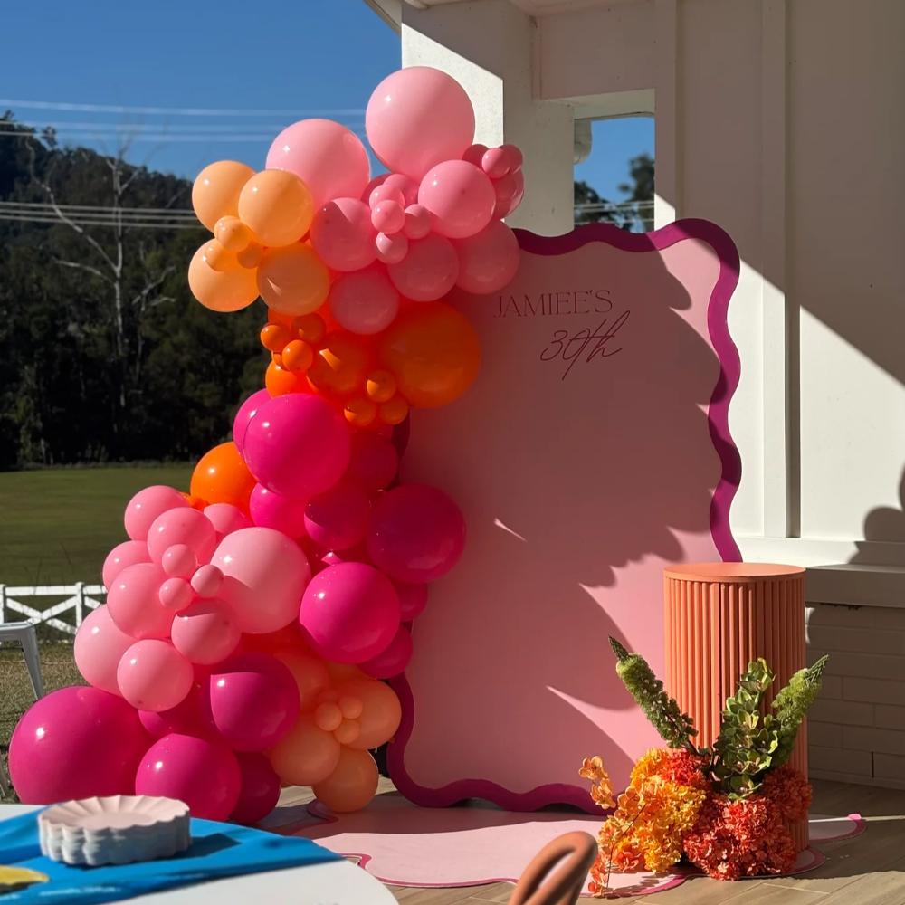 Sabrina Wiggly Backdrop and Balloons Package