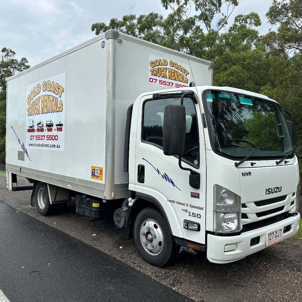 3 Tonne Pantech Moving Truck - Saturdays