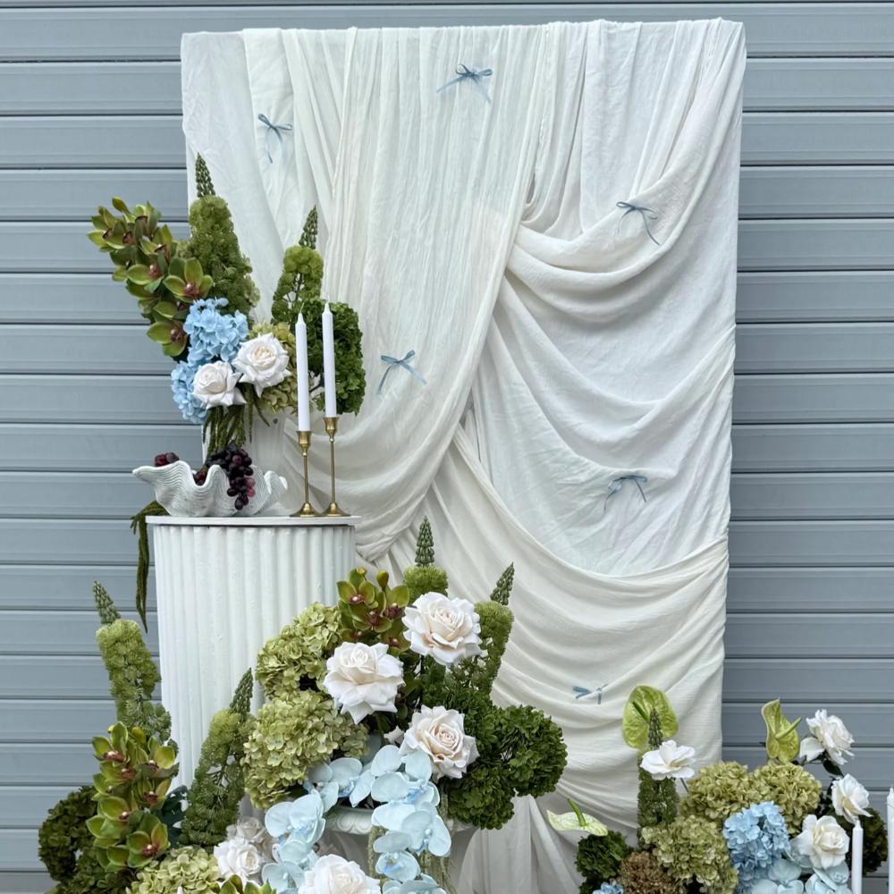 Sofia Backdrop and Plinth Package