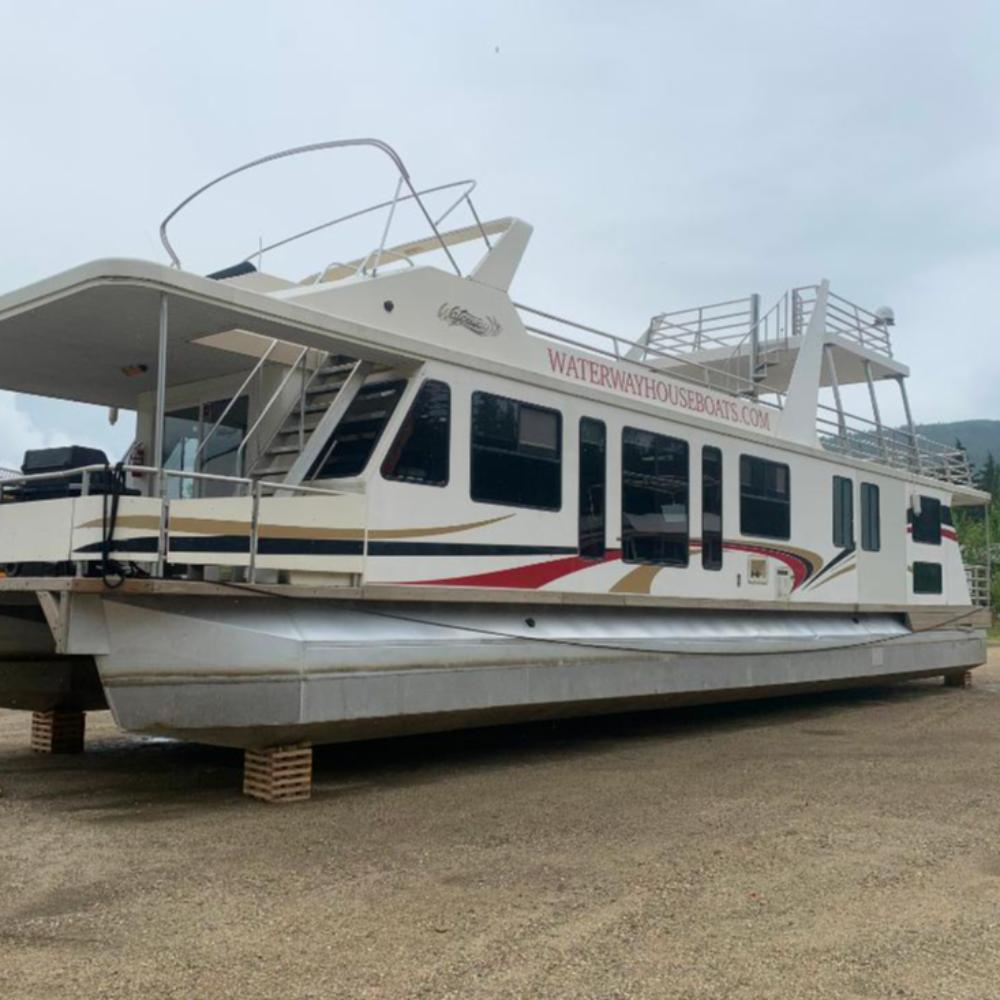House Boat Large