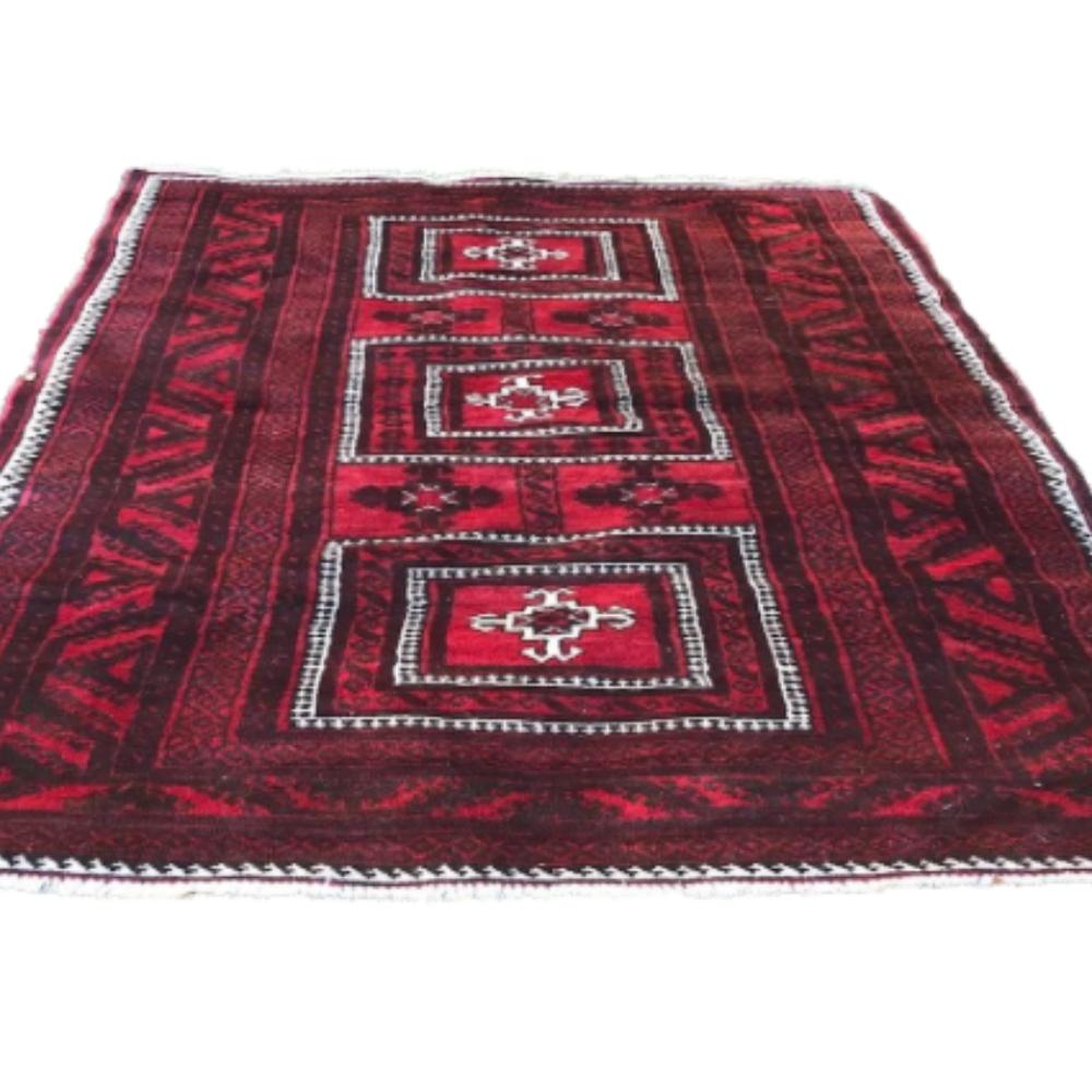 RED PERSIAN BEAUTY RUG