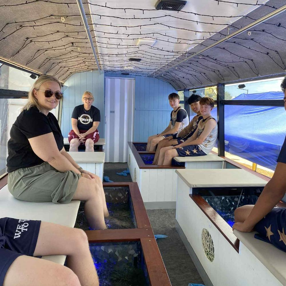Mobile Fish Spa Bus