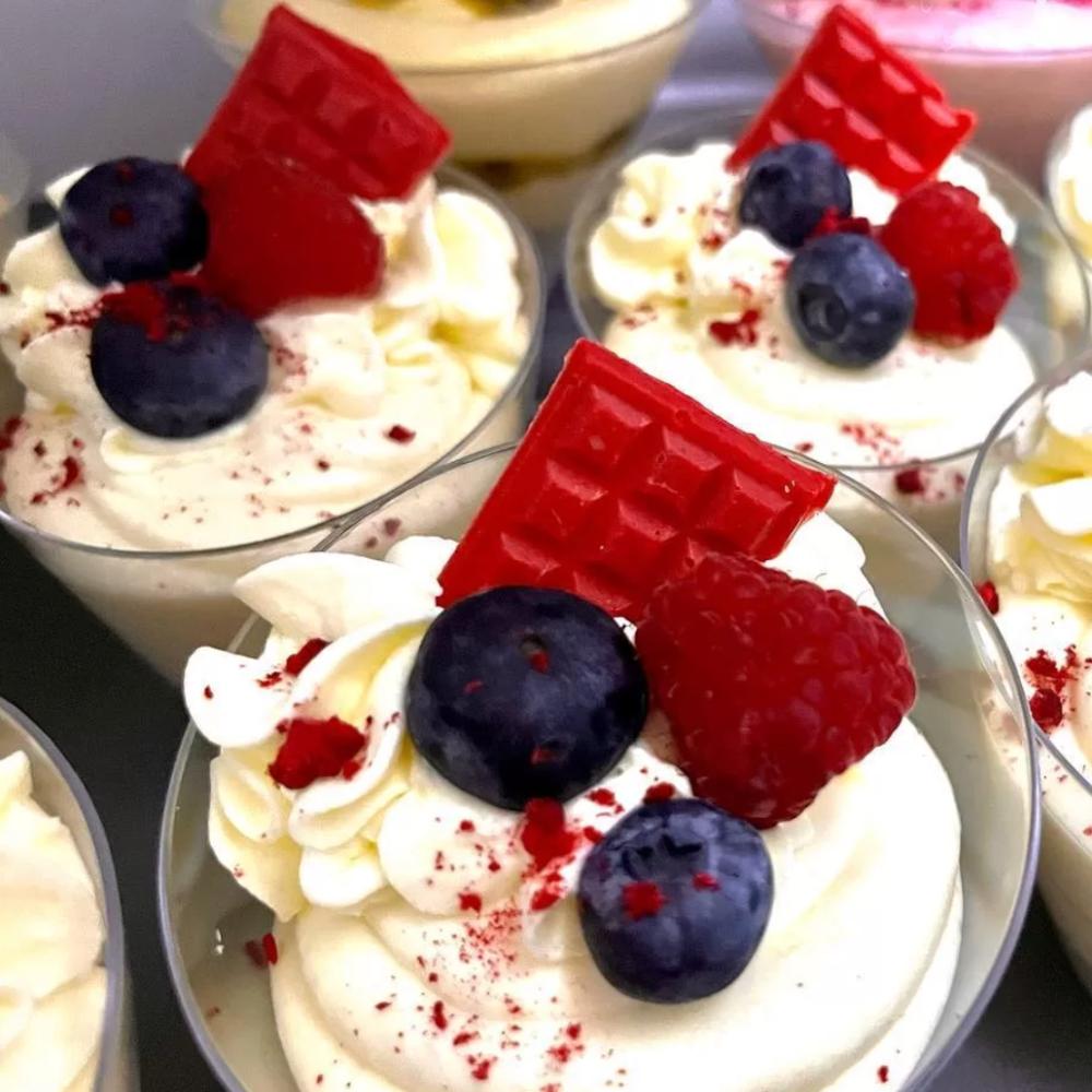 Vanilla Bean Cheesecake Cups