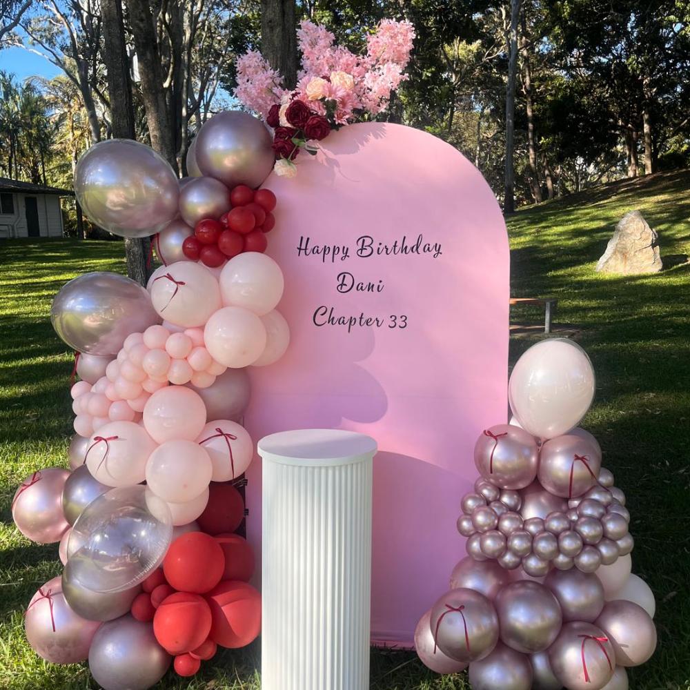 1 Arch Backdrop - Love Mini Package