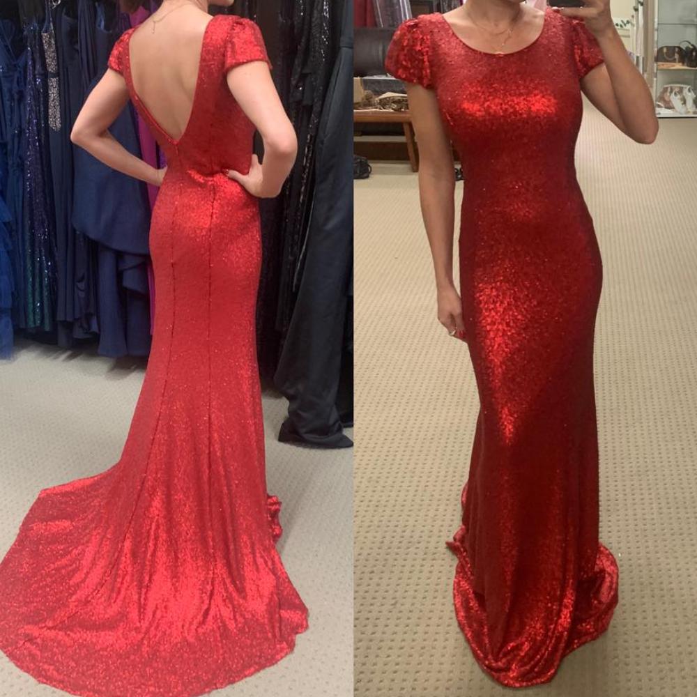 Jadore Cap Sleeve Sequin Gown Red Size 14