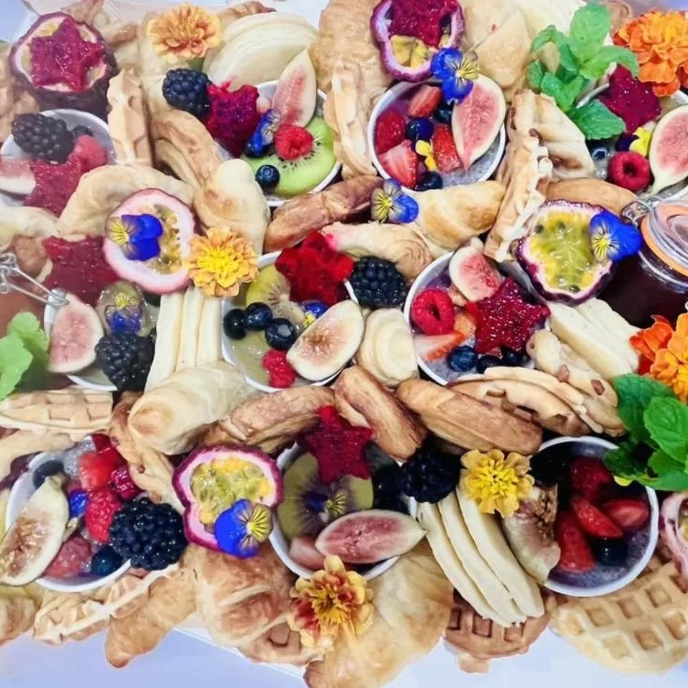 Sweet Platter - Going to the Chapel Platter