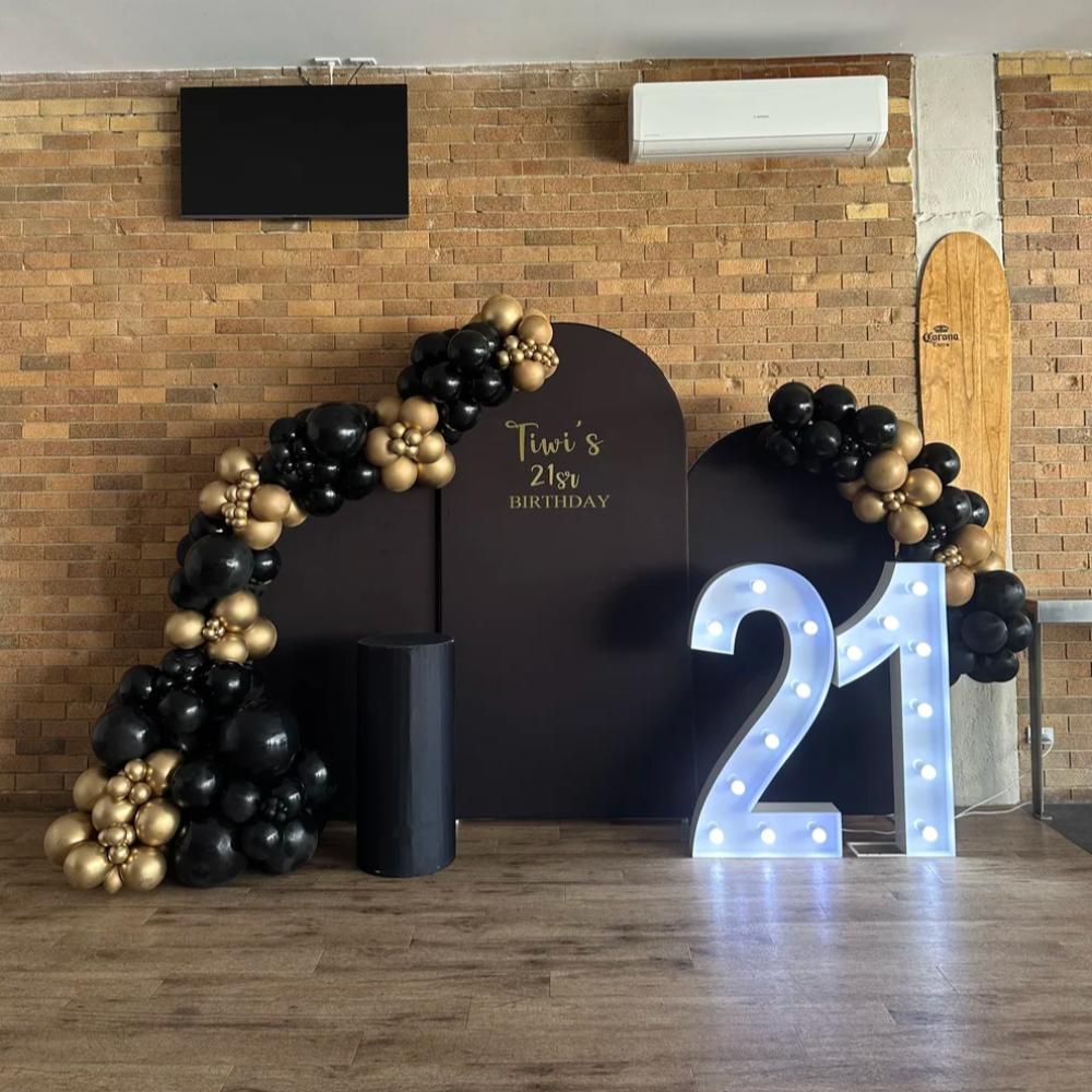 Cotton Arch Trio Backdrop package