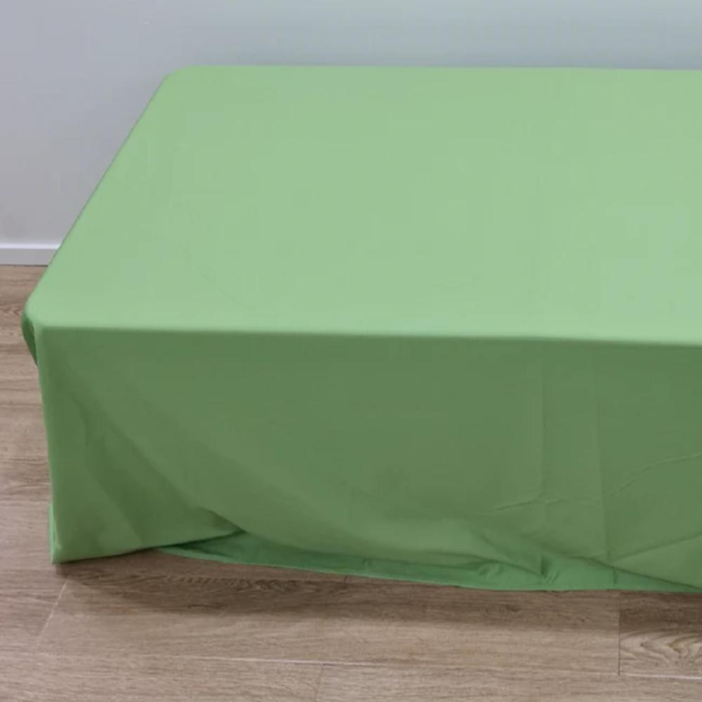 Light Green 4ft Table & Tablecloth