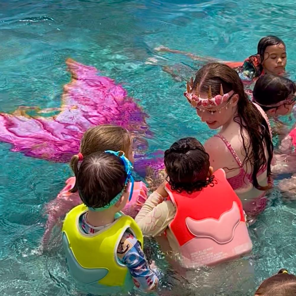 Magical Swimming Mermaid Character Theme Party (1x Mermaid)
