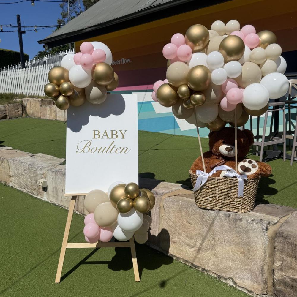 Beary Baby Balloon & Sign Package