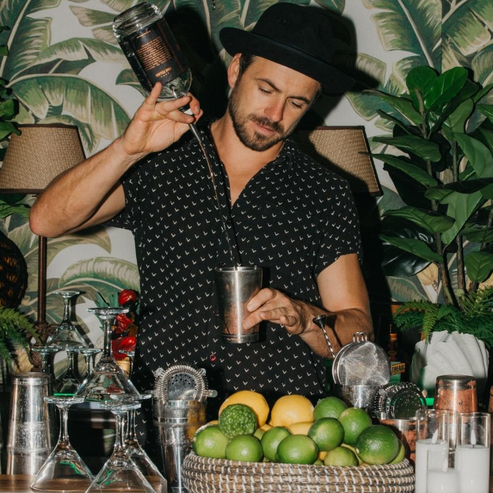Large Mobile Bar Party Package -100-200 guests
