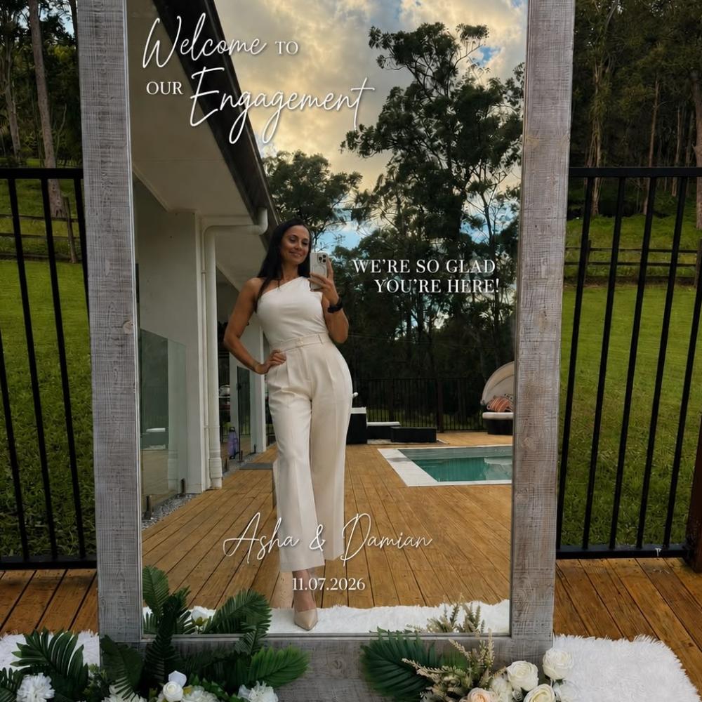 Mirror Selfie Moments Celebox®