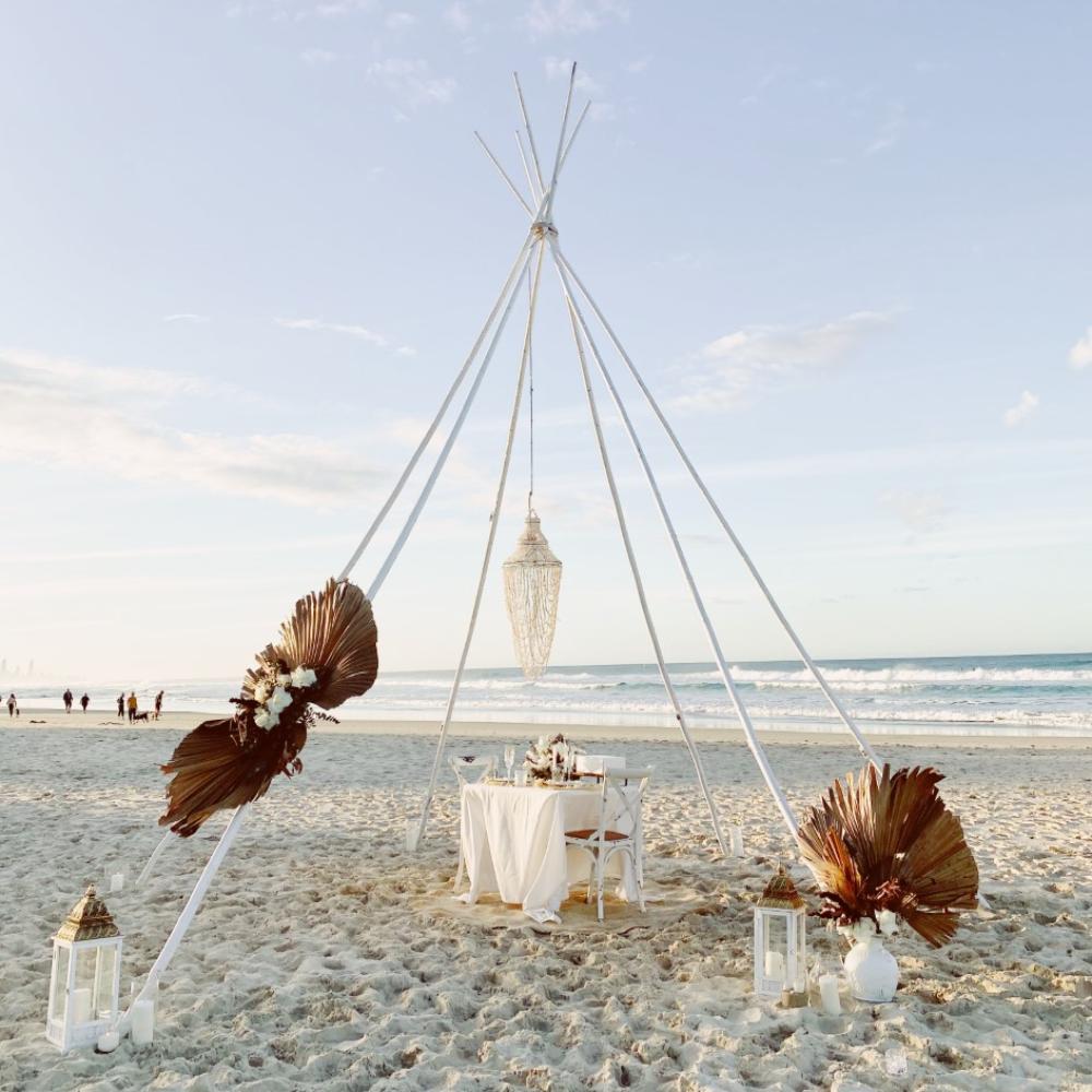 Bamboo White 6m Tipi