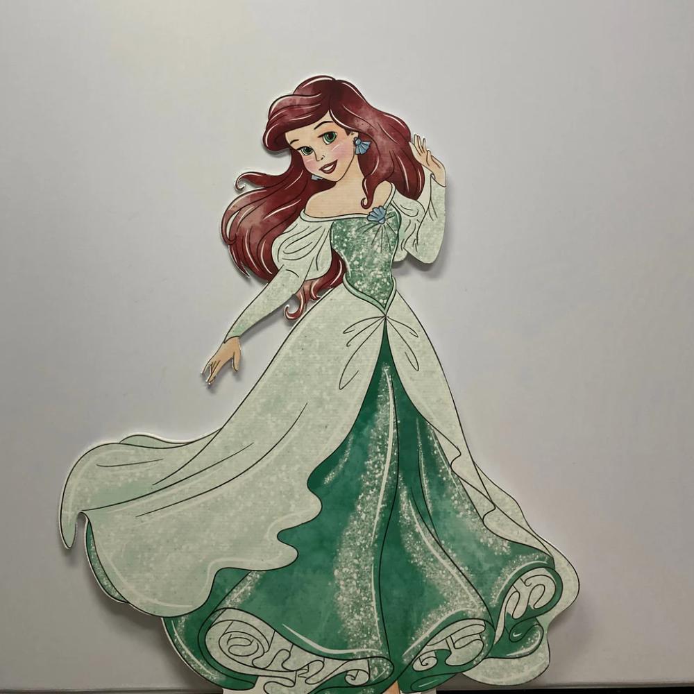 Ariel Standee