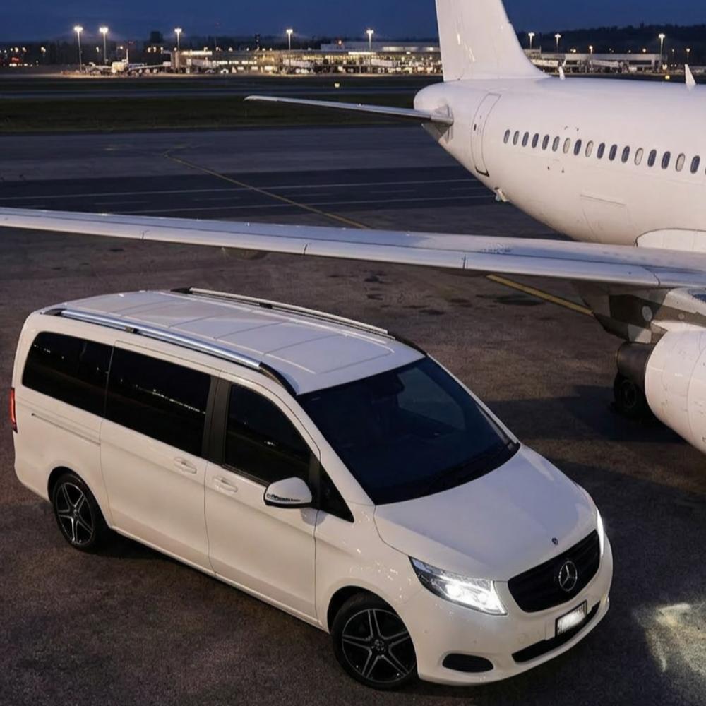 Luxury Van Transfer- Gold Coast Airport to Central Gold Coast