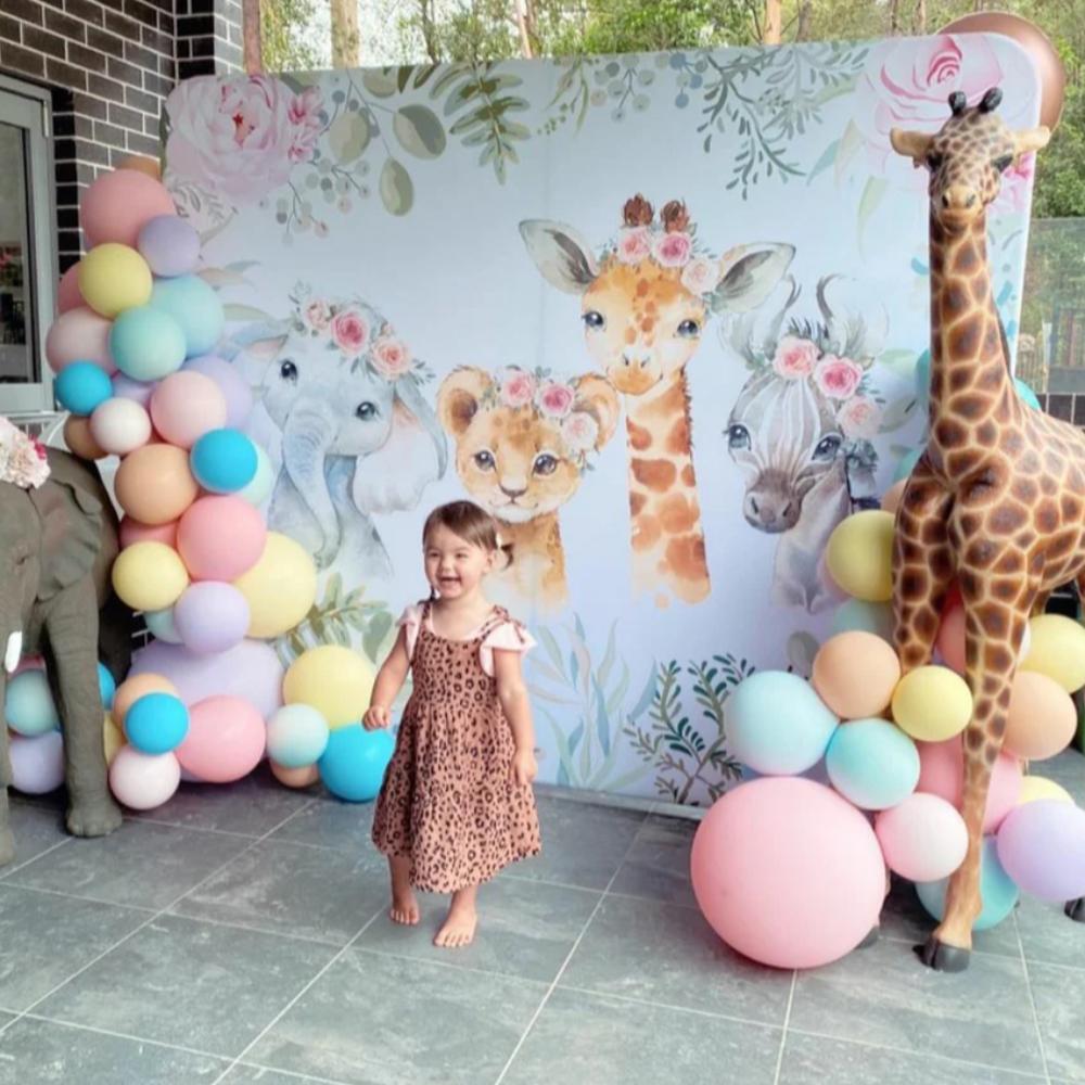 Safari Animals Rectangle Backdrop Package