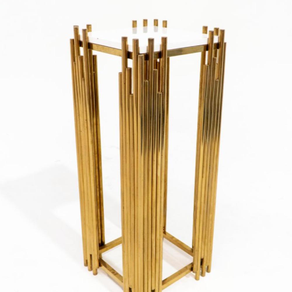 Emme Square Plinth