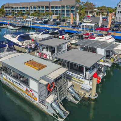 Gold Coast Party pontoons & BBQ Boat hire