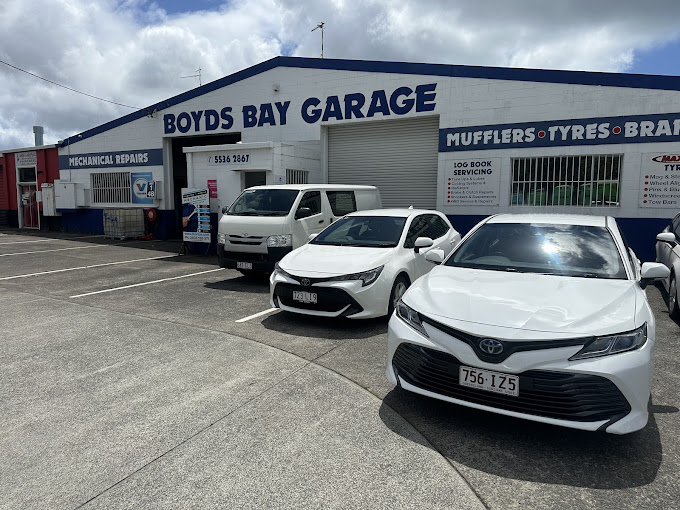 Boyds Bay car rentals