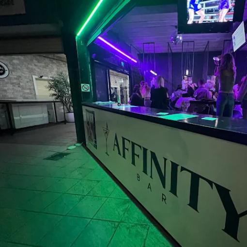 Affinity Bar Burleigh